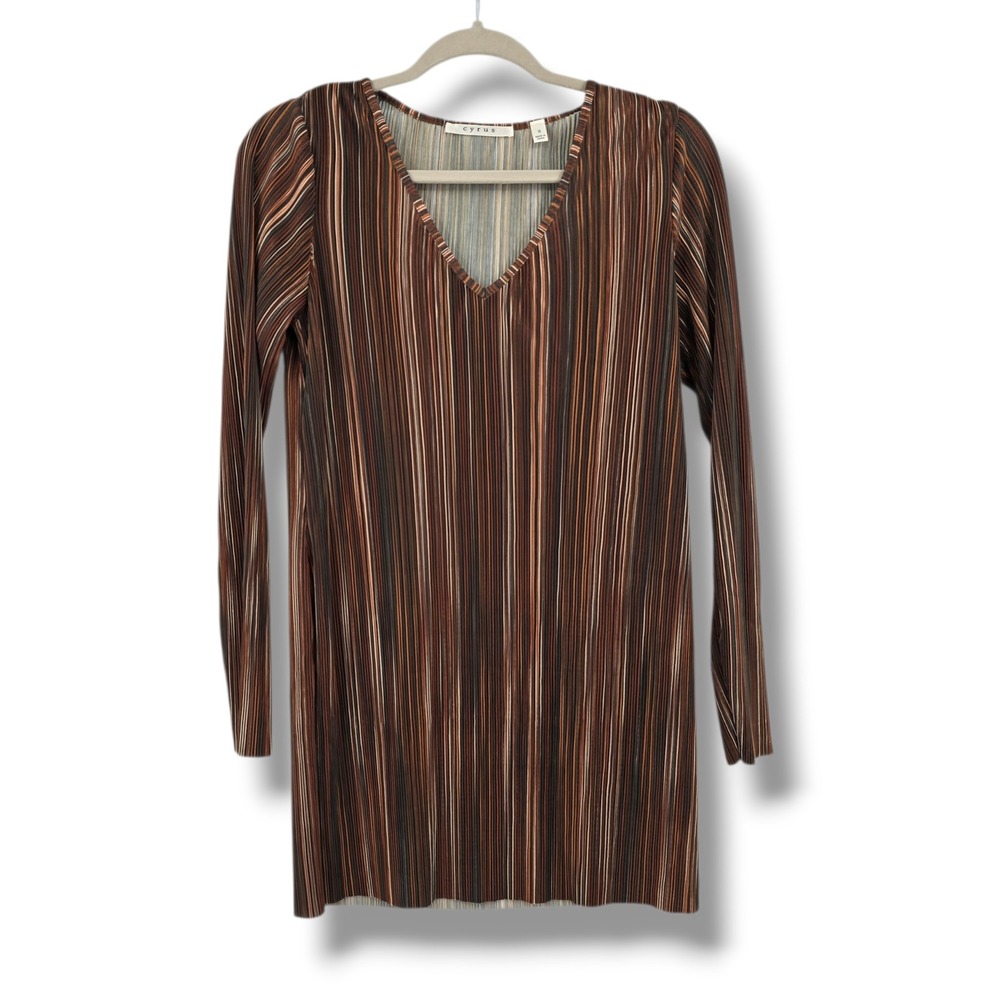 Cyrus Womens Brown Striped Micro Pleated V-Neck Long Sleeve‎ Knit Top Small NEW